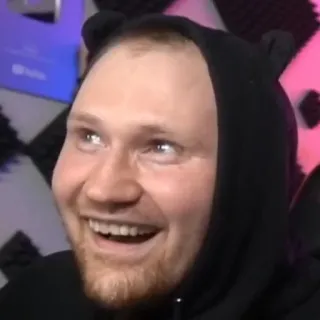 😈 99a94aa6 男人, 肖像, 脸, 帽衫, 人 telegram sticker