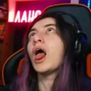 😵‍💫 e928e3b6 ЛАИШ 肖像, 人物, 梗, 脸, 表情, 张嘴, 舌头 telegram sticker