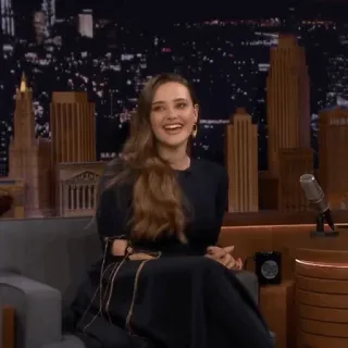 🗝 6e499055 Katherine Langford Schauspielerin, Talkshow, Promi, Frau, Porträt telegram sticker