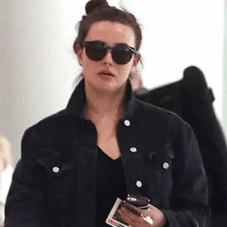 🍇 8021feb2 telegram sticker