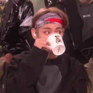 ☕️ e8656e9f V V, BTS, Kpop, アイドル, 韓国, コーヒー telegram sticker