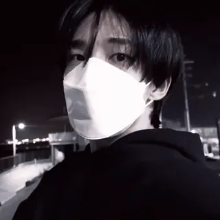 📎 72efba06 personne, masque, nuit, sombre, portrait, visage telegram sticker