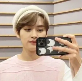 🪐 d9a9244d telegram sticker