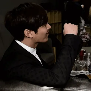 😶 2cb353e3 telegram sticker