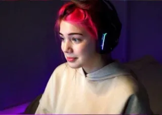 👧 8f3ba6b4 telegram sticker