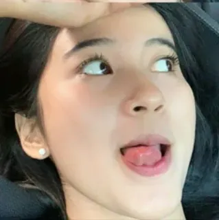 🦋 2be8dd00 人, 脸, 舌头, 女人, 女孩, 亚洲人 telegram sticker