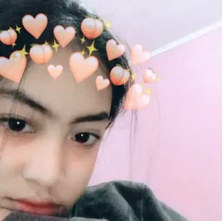 🦋 64e73942 桃子, 爱心, 滤镜, 闪光, 自拍, 女人 telegram sticker