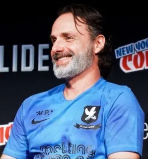 😁 04da5849 "M.P."
VF2 For Panic telegram sticker