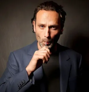 🍭 cd6884ed Rick Grimes The Walking Dead Andrew Lincoln, karakter, AMC, sheriff, walking dead telegram sticker