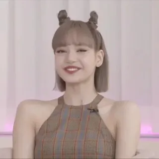 🪶 8383af02 Lisa Lisa, Blackpink, K-pop, 偶像, 歌手, 舞者, 名人 telegram sticker