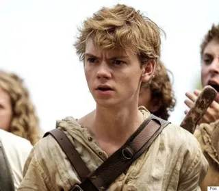 😦 73703095 Newt The Maze Runner วัยรุ่น, ภาพยนตร์, วิทยาศาสตร์, ดิสโทเปีย, โทมัส โบรดี-แซงสเตอร์ telegram sticker