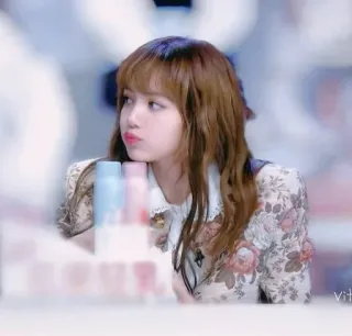 😗 48786a5f Lisa Lisa, Blackpink, K-pop, penyanyi, selebriti telegram sticker