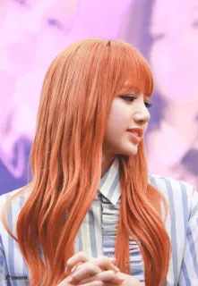🥕 87d06a4b Lisa リサ, K-POP, アイドル, 歌手, オレンジ髪, Kpop telegram sticker