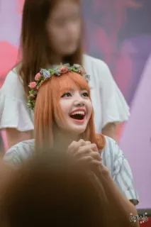 🥕 f27b3ae0 Lisa (Blackpink) リサ, Blackpink, K-POP, 歌手, 花, アイドル, 女性, ポートレート telegram sticker