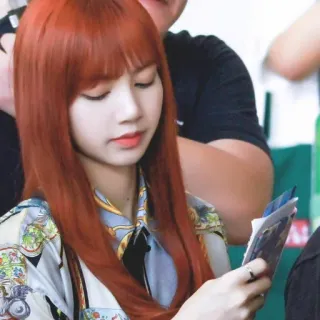 🌗 9f0ab081 Lisa Lisa, K-pop, Blackpink, Penyanyi, Potret, Wanita, Gadis telegram sticker