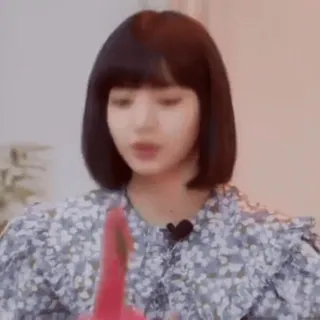 🖤 f6918f28 Lisa K-pop, певица, Лиса, Blackpink, знаменитость, женщина telegram sticker