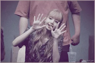 ƒσя му ℓσνєℓу gιяℓ @Welkinliskook💜🥀 telegram stickers