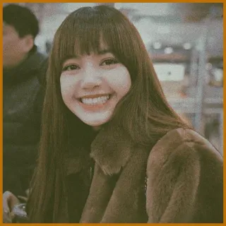💧 395970e2 Lisa kpop, musique, idole, sourire, femme, célébrité, portrait telegram sticker