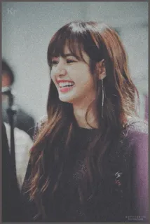 💧 59b57105 Lisa Lisa, K-pop, chanteuse, Blackpink, Idole, portrait, femme telegram sticker