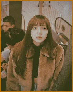 💧 8c782767 Lisa femme, chanteuse, K-pop, Lisa, Blackpink telegram sticker