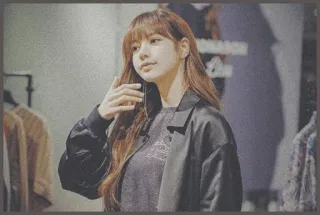 🌸 a9c596da Lisa Lisa, K-pop, Blackpink, chanteuse, Idole telegram sticker