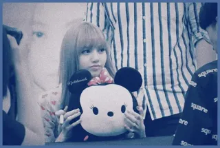 🌸 e0436ef6 Lisa célébrité, chanteuse, femme, personne, femme telegram sticker