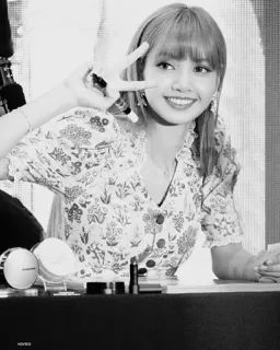 💀 5baf59bf Lisa kpop, Blackpink, певец, музыка, идол, мода telegram sticker