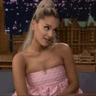🌙 892195dd Ariana Grande celebryta, piosenkarka, kobieta, gwiazda pop, aktorka telegram sticker