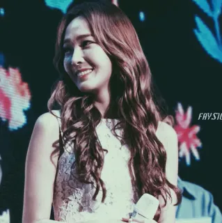 🖲 b6e51038 FAYSIC Frau, Sängerin, Künstlerin, Mädchen, Promi, Porträt whatsapp sticker