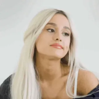 ☁️ 136f6ee1 女人, 人物, 肖像, 金发, 女孩 telegram sticker