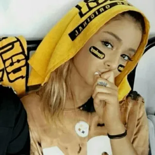 ☁️ 327ddb1d Ariana Grande 名人, 流行歌手, 歌手, 女人, 爱莉安娜·格兰德 telegram sticker