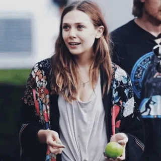 ◾️ f61bd40c wanita, elizabeth olsen, aktris, kasual, selebriti, potret telegram sticker