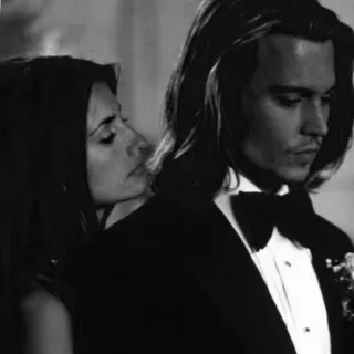 ⛓ 65c304d4 คู่รัก, จอห์นนี เดปป์, ชุดทางการ, ความรัก, ผู้ชาย, ผู้หญิง telegram sticker