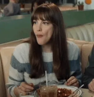 🍒 8a7d6388 phụ nữ, ăn, thức ăn, nhà hàng, trong nhà, người, bàn telegram sticker