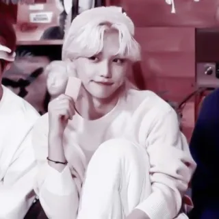 🤩 387d8e14 telegram sticker