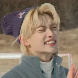 ☺ daf50ba6 telegram sticker