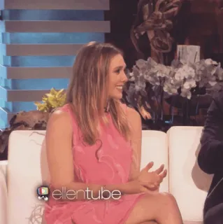 🌬 f42f228b ellentube Elizabeth Olsen, actress, celebrity, clapping, talk show, ellentube telegram sticker