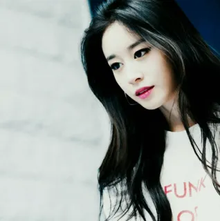 🕊 3ea90a36 FUNK femme, personne, portrait, mode, beauté telegram sticker