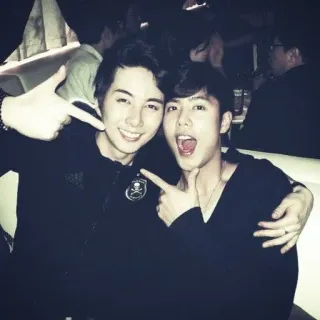 🍌 869e85a8 telegram sticker