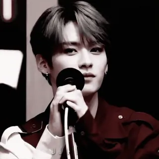 🍒 24f9f92f Kpop, Sänger, Minho, Lee Know, Stray Kids, Idol whatsapp sticker