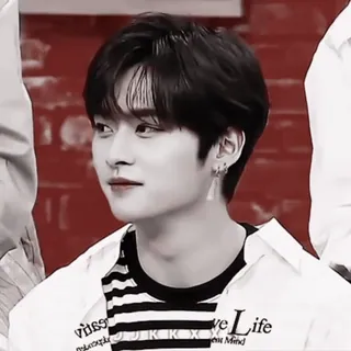 🍒 aab5680c Live Life kpop, asiatisch, lee know, stray kids, idol, promi whatsapp sticker