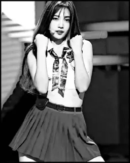 🍩 33e5fd99 mujer, falda, colegiala, kpop, adolescente, chica, asiática telegram sticker