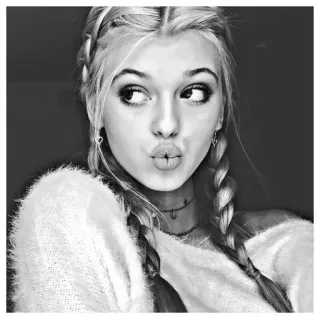 🥀 39cac3fe 肖像, 女人, 金发, 辫子, 自拍, 女孩 whatsapp sticker