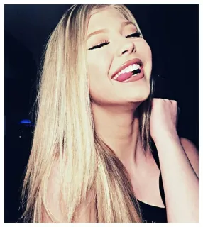 🥀 9a2d9654 金发, 女人, 肖像, 微笑, 长发 whatsapp sticker