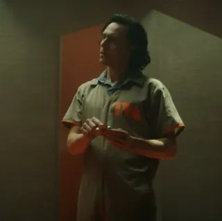 💚 3030e8da Loki acara tv, marvel, karakter, seragam tahanan telegram sticker