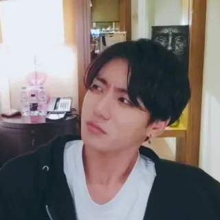 🧐 46873c55 telegram sticker