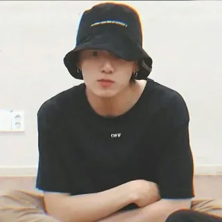 kiki's mood `` by: @rowbbrs telegram stickers