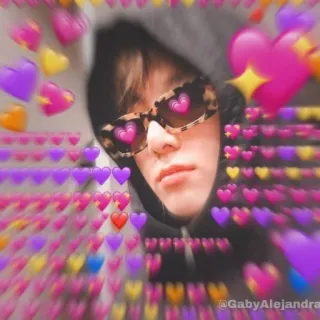 💖 c5f10f49 @GabyAlejandra corações, óculos de sol, retrato, amor, emoções telegram sticker