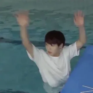 😓 f40e15a6 pessoa, natação, piscina, água, camiseta, ondas telegram sticker