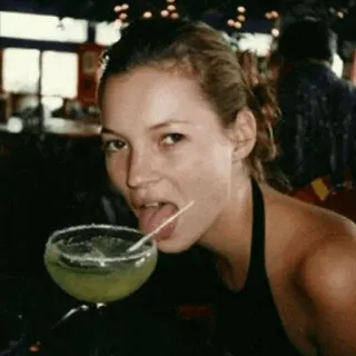 🌿 e3ff37c7 mulher, bebendo, coquetel, festa, álcool, margarita telegram sticker